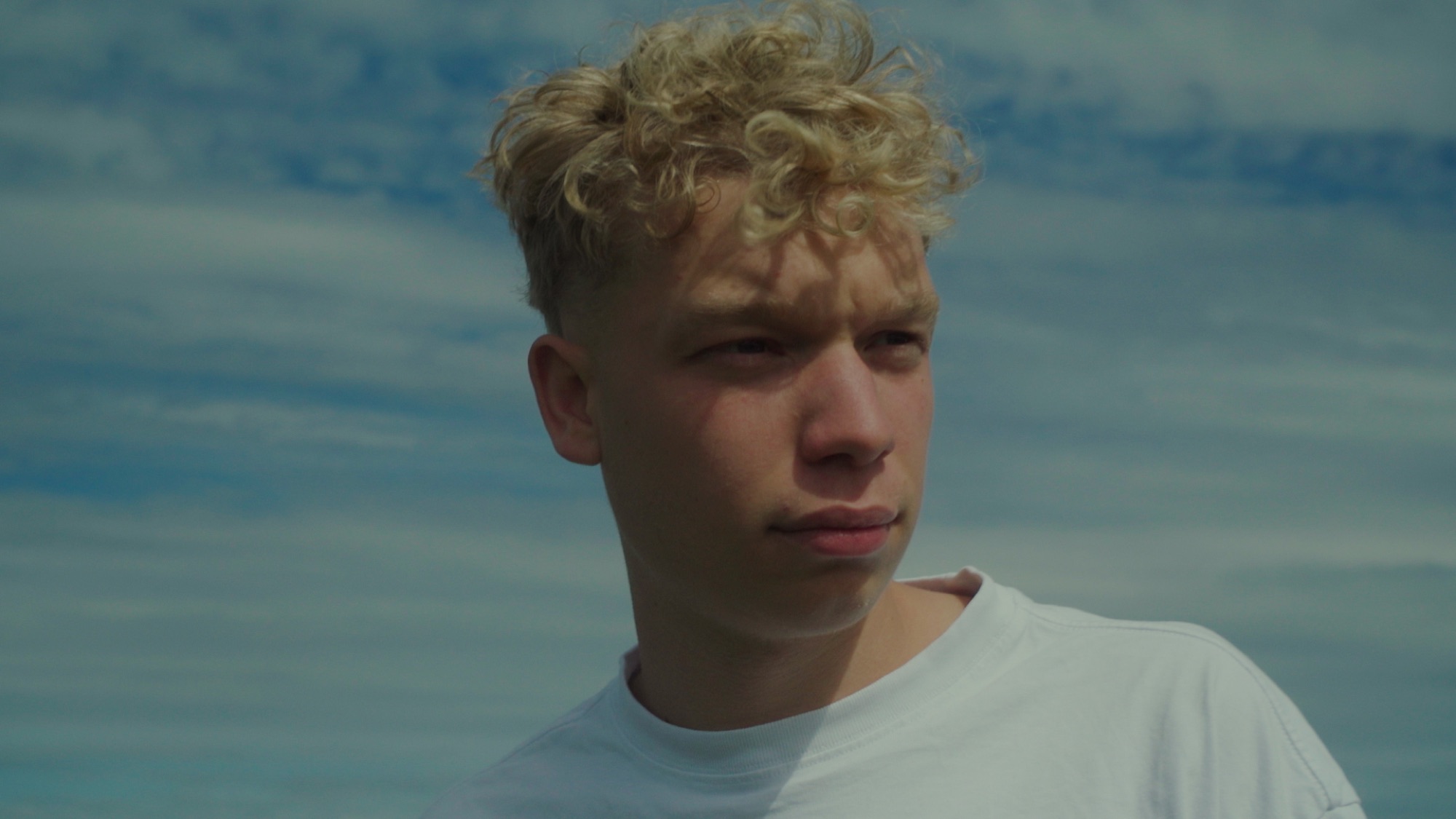 Still from Der hvor man gerne vil være